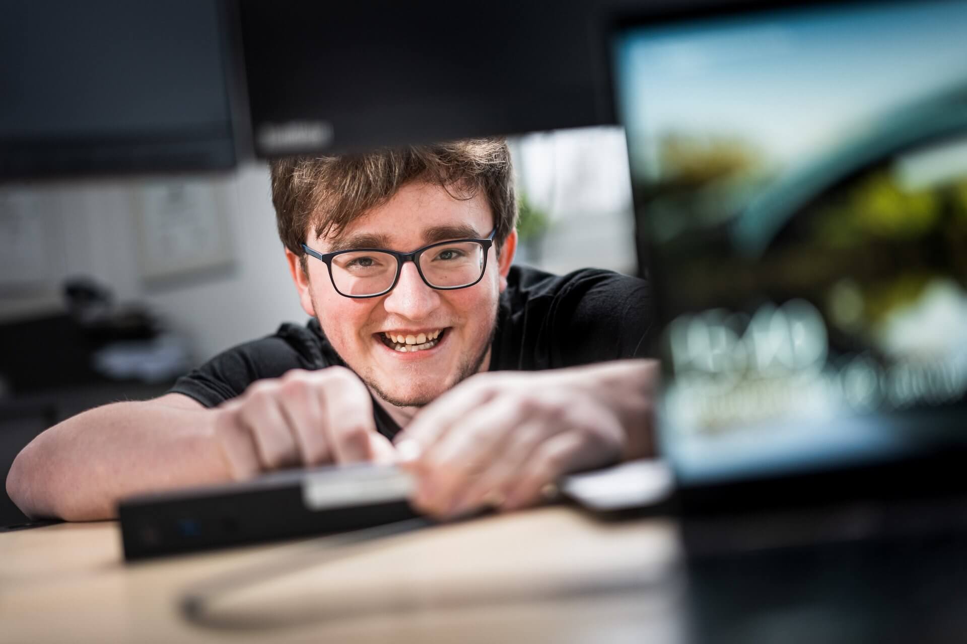 首页|尊龙人生就是博官网入口